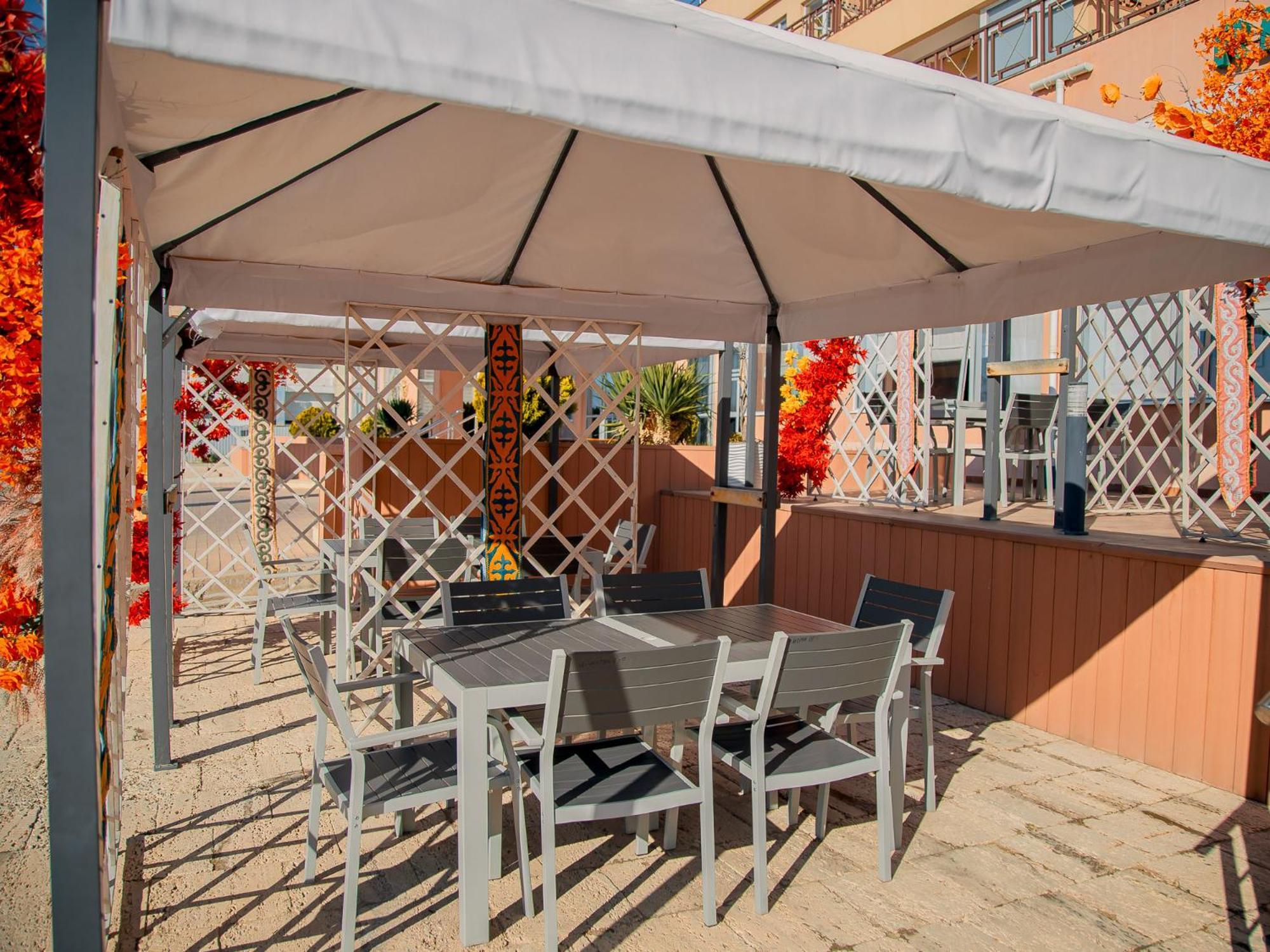 Miramar Apart Hotel & Spa Актау Экстерьер фото