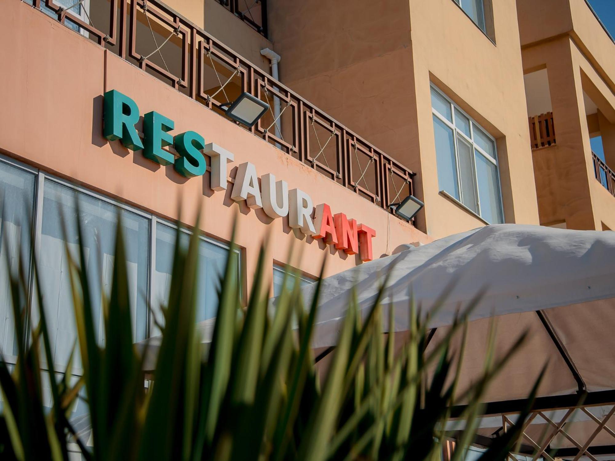 Miramar Apart Hotel & Spa Актау Экстерьер фото